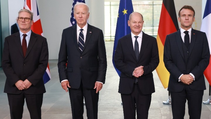 Οι ηγέτες των ΗΠΑ, της Γαλλίας, της Γερμανίας και της Βρετανίας τάχθηκαν&hellip;