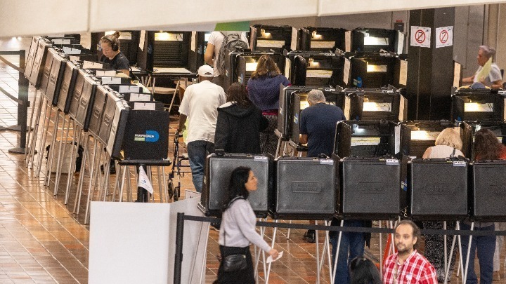 Εκλογές στις ΗΠΑ / Ρεκόρ προσέλευσης στην πρόωρη ψηφοφορία