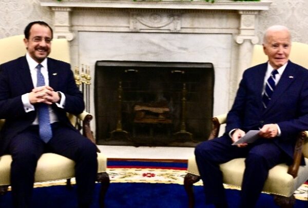 Χριστοδουλίδη – Μπάιντεν:«Ιστορική ημέρα» στις σχέσεις Κύπρου-ΗΠΑ