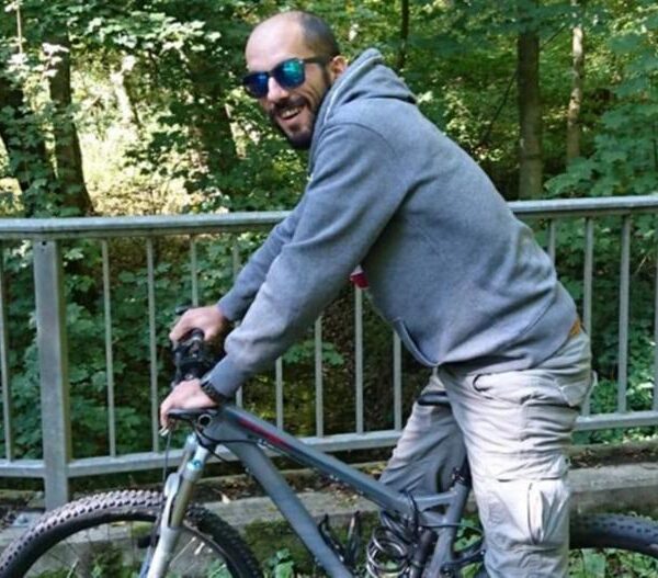 Πέθανε ο δημοσιογράφος Κώστας Τέο
