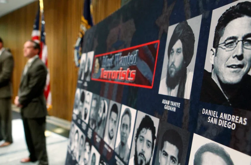 FBI: Συνελήφθη στη Βρετανία ένας από τους πλέον καταζητούμενους τρομοκράτες