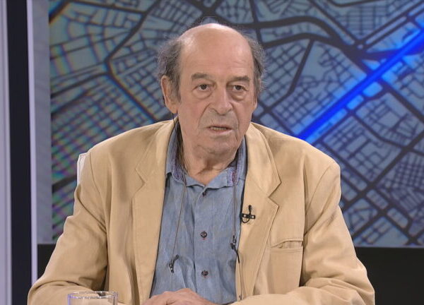 Πέθανε ο σκηνοθέτης Μανούσος Μανουσάκης