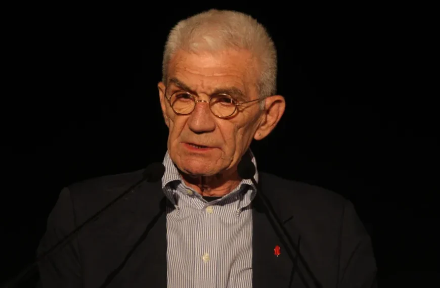 Πέθανε ο Γιάννης Μπουτάρης