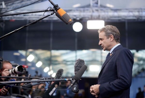 Μητσοτάκης: Ήρθε η ώρα να «ξυπνήσουμε» από τη γεωπολιτική μας αφέλεια