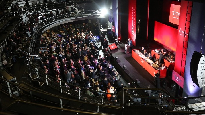 Εν μέσω αντεγκλήσεων ξεκίνησαν οι εργασίες του έκτακτου συνεδρίου του ΣΥΡΙΖΑ