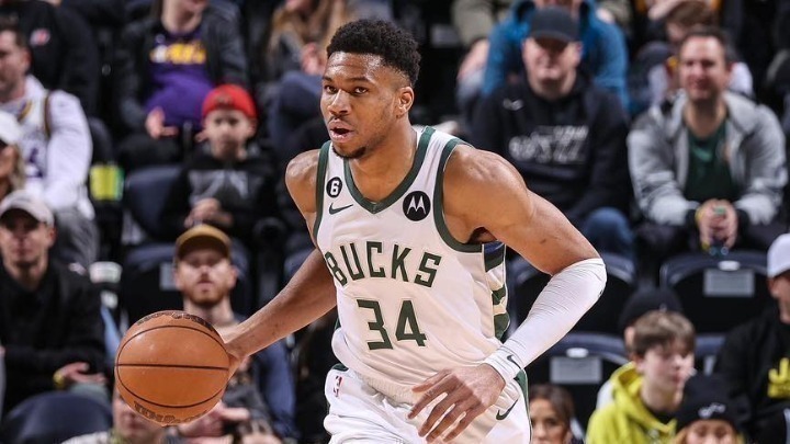 Ήττα για Μπακς από τους πρωταθλητές Σέλτικς παρά την 43άρα του «Giannis»