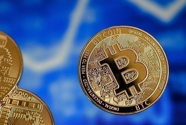 Το Bitcoin έσπασε για 1η φορά το φράγμα των 97.000 δολαρίων