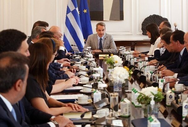 Συνεδριάζει τη Δευτέρα το υπουργικό συμβούλιο