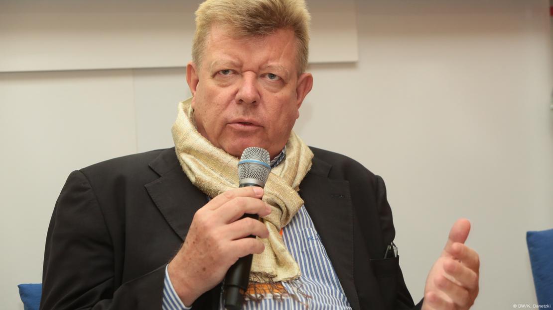 Ρόναλντ Μαϊνάρντους / Η σιωπηλή αγωνία της Ελλάδας: Η Τουρκία στη Συρία