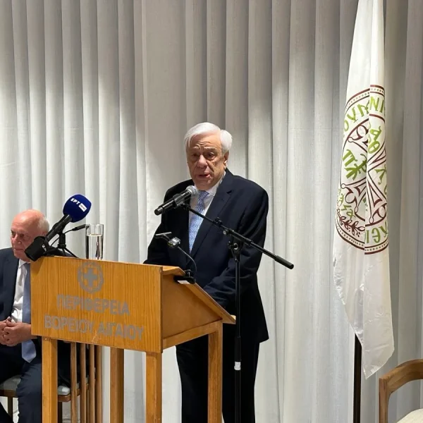 Ο Προκόπης Παυλόπουλος για το βιβλίο της Νίτσας Λουλέ