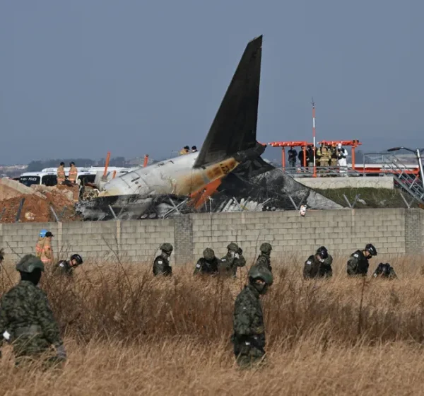 Νότια Κορέα: Αναπάντητα ερωτήματα πίσω από τη μεγάλη αεροπορική τραγωδία