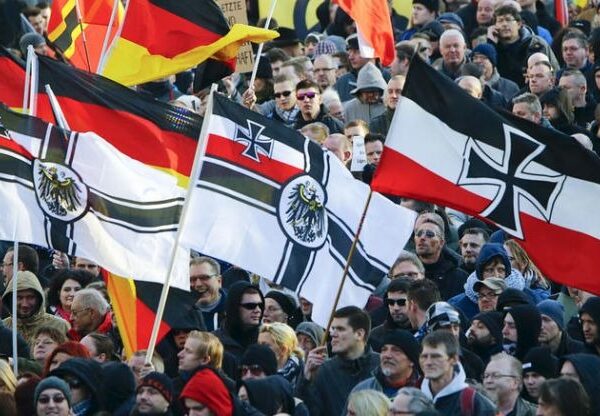 Γερμανία: Κεντροδεξιά και ακροδεξιά για πρώτη φορά ισόπαλες