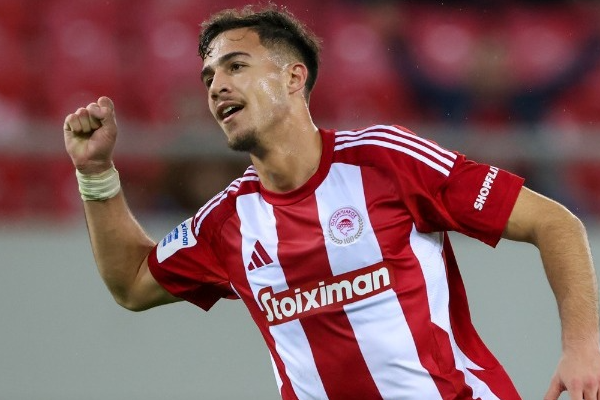 O Ολυμπιακός επιβλήθηκε με 3-0 του Βόλου