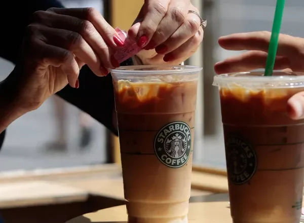 ΗΠΑ: Η μεγάλη απεργία στα Starbucks επεκτείνεται σε ακόμα 300 καταστήματα