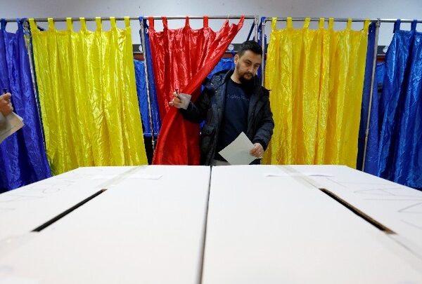 Ρουμανία:Προηγούνται οι Σοσιαλδημοκράτες- Υψηλά ποσοστά η ακροδεξιά