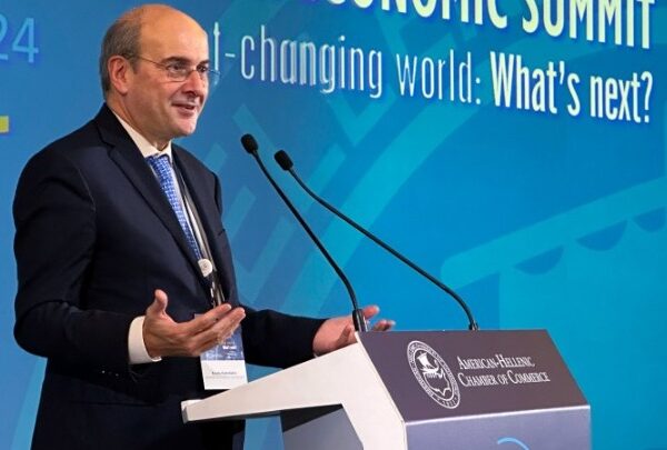 Χατζηδάκης: Πέντε επιτυχίες των Ελλήνων για τις οποίες όλοι θα έπρεπε να&hellip;