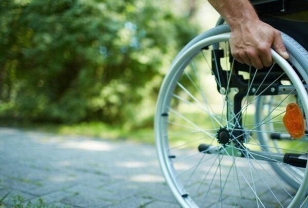 Παγκόσμια Ημέρα ΑμεΑ: Το 78% των ατόμων με αναπηρία μειώνει βασικά αγαθά