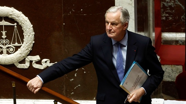 Πολιτική κρίση στη Γαλλία: Μια χώρα σε σταυροδρόμι