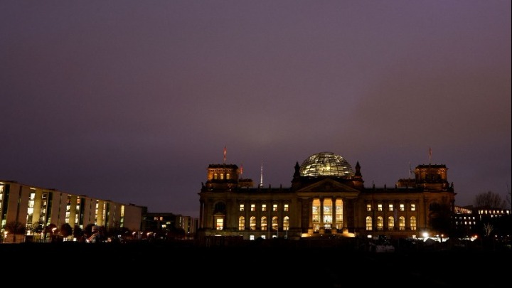 Γερμανία: Το «σβήσιμο του φαναριού» (Ampel-Aus) είναι η λέξη της χρονιάς το&hellip;