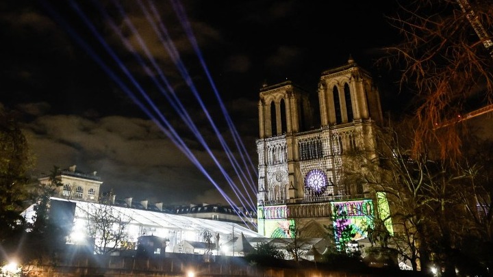 Ο καθεδρικός ναός της Παναγίας των Παρισίων ανοίγει και πάλι σήμερα