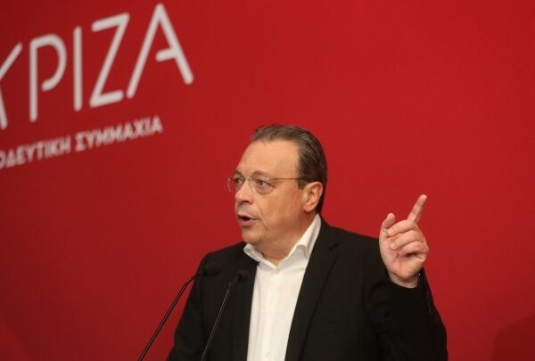 Σ. Φάμελλος: Να αποσυρθεί η υποψηφιότητα του Κωνσταντίνου Τασούλα για το αξίωμα του Προέδρου της Δημοκρατίας