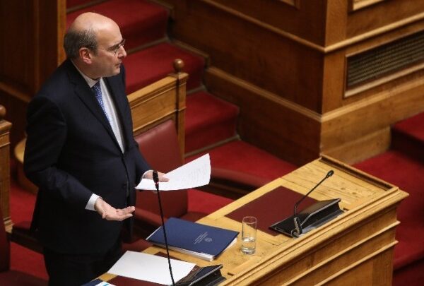 Προϋπολογισμός 2025 / Απάντηση Χατζηδάκη στην αντιπολίτευση: Η μείωση των φόρων έχει&hellip;
