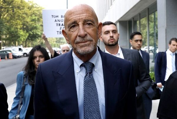 Τόμας Μπάρακ: Ο Τραμπ ονόμασε τον φίλο και σύμβουλό του επόμενο πρεσβευτή&hellip;