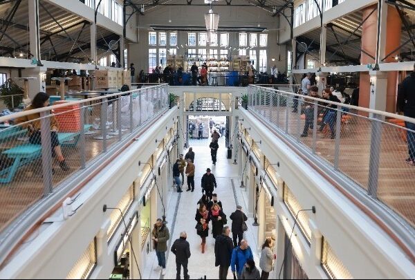 Σε εφαρμογή από σήμερα το εορταστικό ωράριο