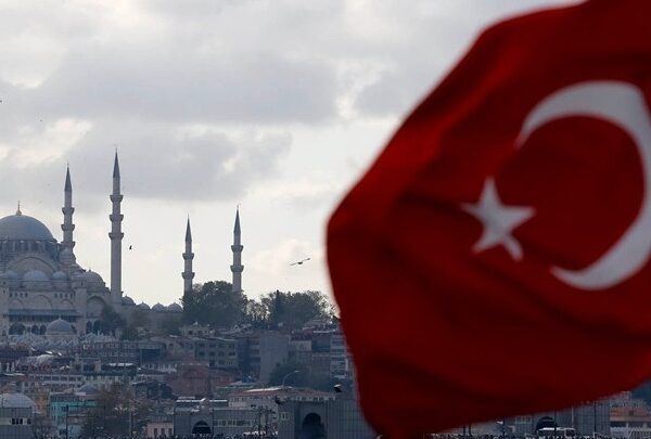 Άγκυρα: Δεν συμφωνήσαμε κατάπαυση του πυρός στη Συρία – Κούρδοι: Θα πολεμήσουμε την Τουρκία στο Κομπάνι