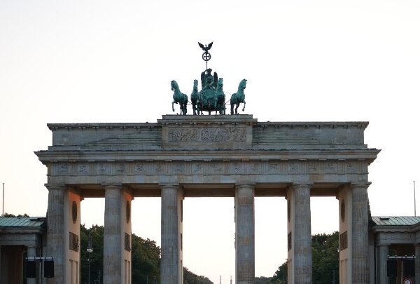 To Βερολίνο δείχνει τον δρόμο της λιτότητας