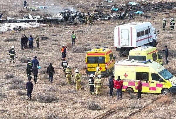 Άγνωστα παραμένουν τα αίτια του αεροπορικού δυστυχήματος στο Καζακστάν – 38 οι&hellip;