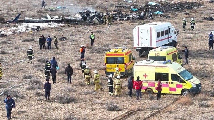 Άγνωστα παραμένουν τα αίτια του αεροπορικού δυστυχήματος στο Καζακστάν – 38 οι νεκροί&hellip;