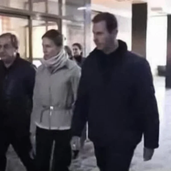 Η Ρωσία χορήγησε άσυλο στον Άσαντ και την οικογένειά του