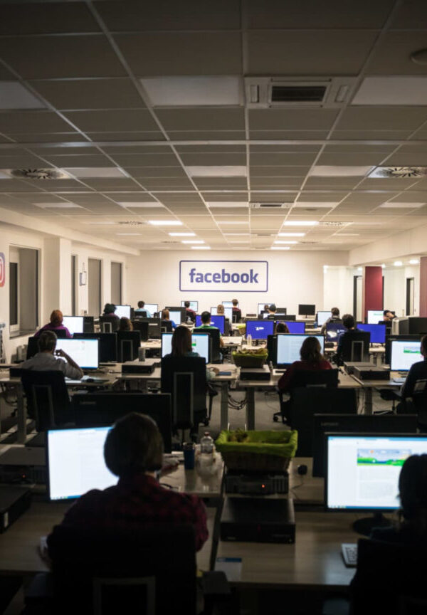 Το «μοντεράδικο» του facebook