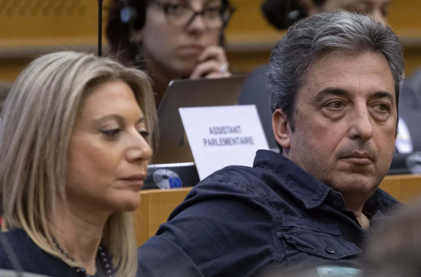 Αντιδράσεις στον Σύλλογο Συγγενών Θυμάτων Τεμπών για την εξαγγελία νέου πολιτικού φορέα από την κ. Καρυστιανού