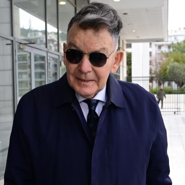 Κούγιας μαινόμενος κατά Μπαλάσκα: «Το απόβρασμα που παίρνει 100 ευρώ τη μέρα ως&hellip;