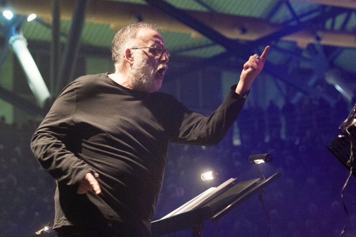 «Και να τι θέλω τώρα να σας πω»