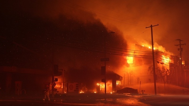 Οι πυρκαγιές στο Λος Αντζελες «απειλούν» τους Ολυμπιακούς Αγώνες του 2028
