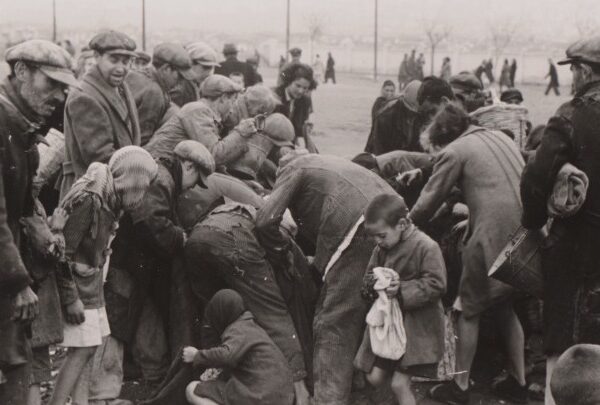 «Στιγμιότυπα κατακτητών 1941-1944. Η Συλλογή Ασσαέλ» στο Εβραϊκό Μουσείο Θεσ/νίκης