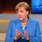 H Άνγκελα Μέρκελ διαψεύδει κατηγορηματικά υπαινιγμούς περί ευθυνών Πολωνίας και Βαλτικής για τον πόλεμο στην Ουκρανία