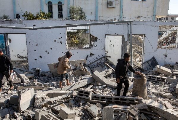 Γάζα: Εκεχειρία ύστερα από 15 μήνες πολέμου