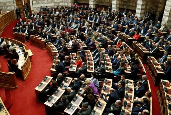 Live η προ ημερησίας συζήτηση στη Βουλή για τα Τέμπη – Μητσοτάκης:&hellip;