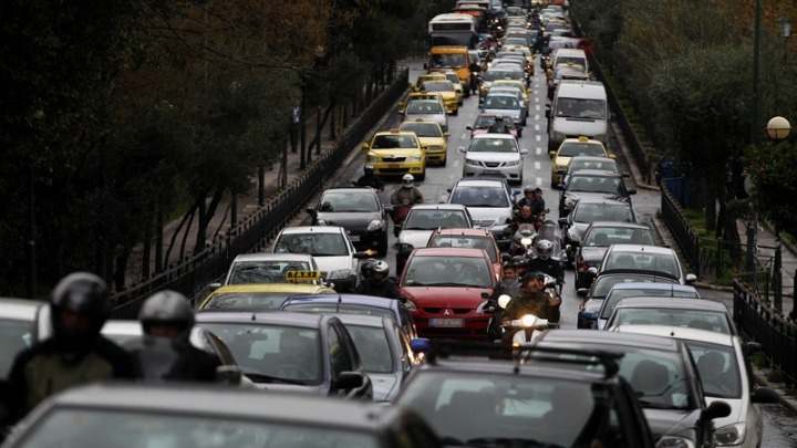 Κυκλοφοριακό: Θέλουμε 30 λεπτά για 10 χιλιόμετρα