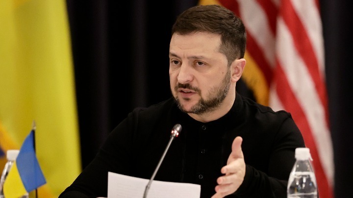 Ζελένσκι: Ο Πούτιν φοβάται τις ειρηνευτικές διαπραγματεύσεις