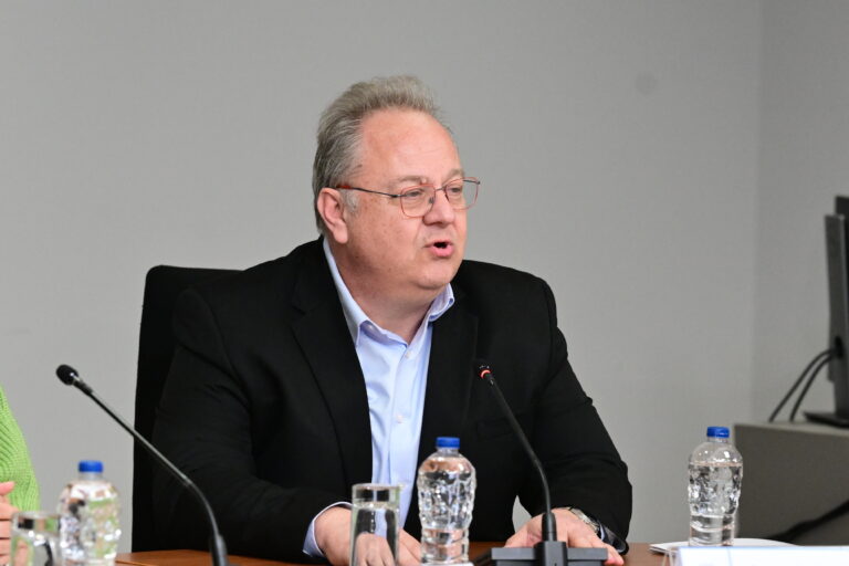 Κ. Παπαζάχος: Το σενάριο των 6 ρίχτερ είναι πάνω στο τραπέζι