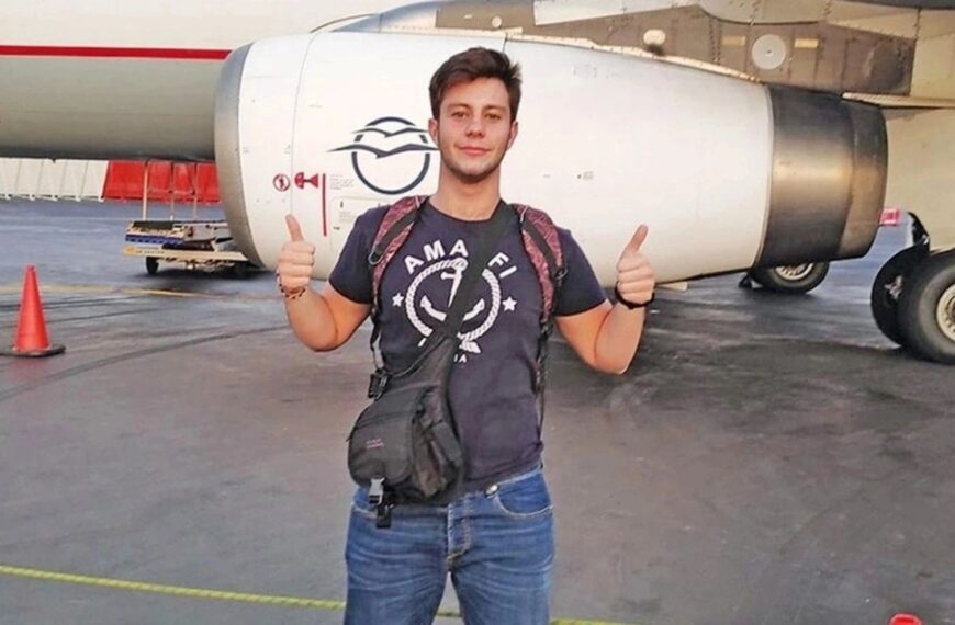 Τέμπη: «Δύο χρόνια τώρα κι ακόμα ανασαίνει» – Συγκλονίζει η μητέρα του&hellip;