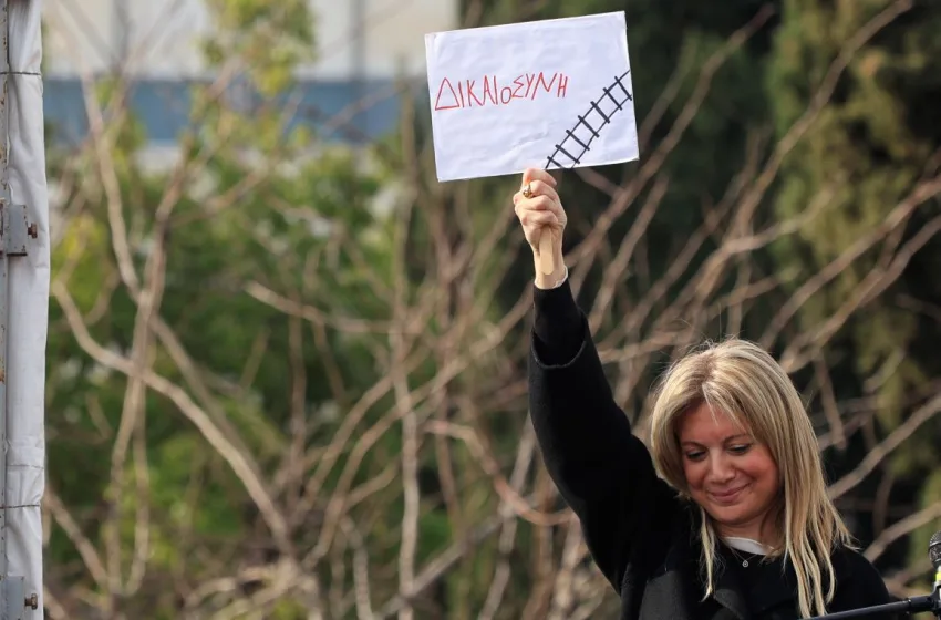 Καρυστιανού κατά Γεροβασίλη: Πως τολμάτε να “ξεπλένετε” τον άνθρωπο που έτρεξε να&hellip;