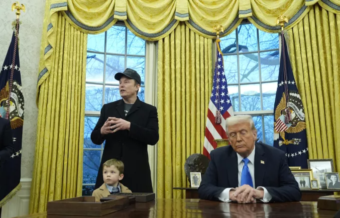 Τι κρύβεται πίσω από την οργισμένη επίθεση Μασκ στο νομοσχέδιο Τραμπ: Το&hellip;