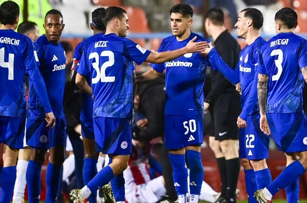 Ο Ολυμπιακός συνέτριψε με 4-0 τον Πανσερραϊκό