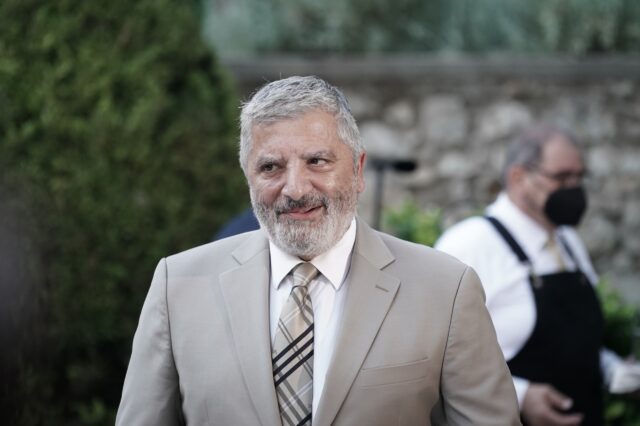 Περιφέρεια Αττικής: Το “μεγάλο φαγοπότι” – Πλήθος παρατυπίες και κραυγαλέα κακοδιαχείριση διαπίστωσαν&hellip;